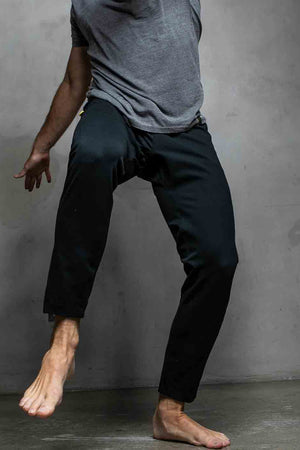 men's breathable stretch tech pant for diy winter workouts